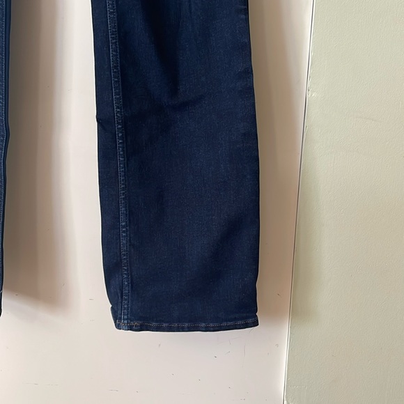 Silver Jeans - Picture 3 of 4